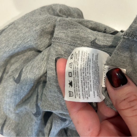 Nike Heather Gray Athletic Crop Top - Picture 4 of 5